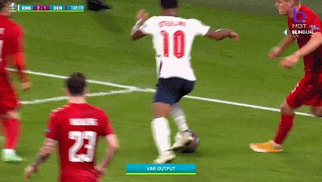 斯特林利物浦禁区摔倒,斯特林禁区摔倒