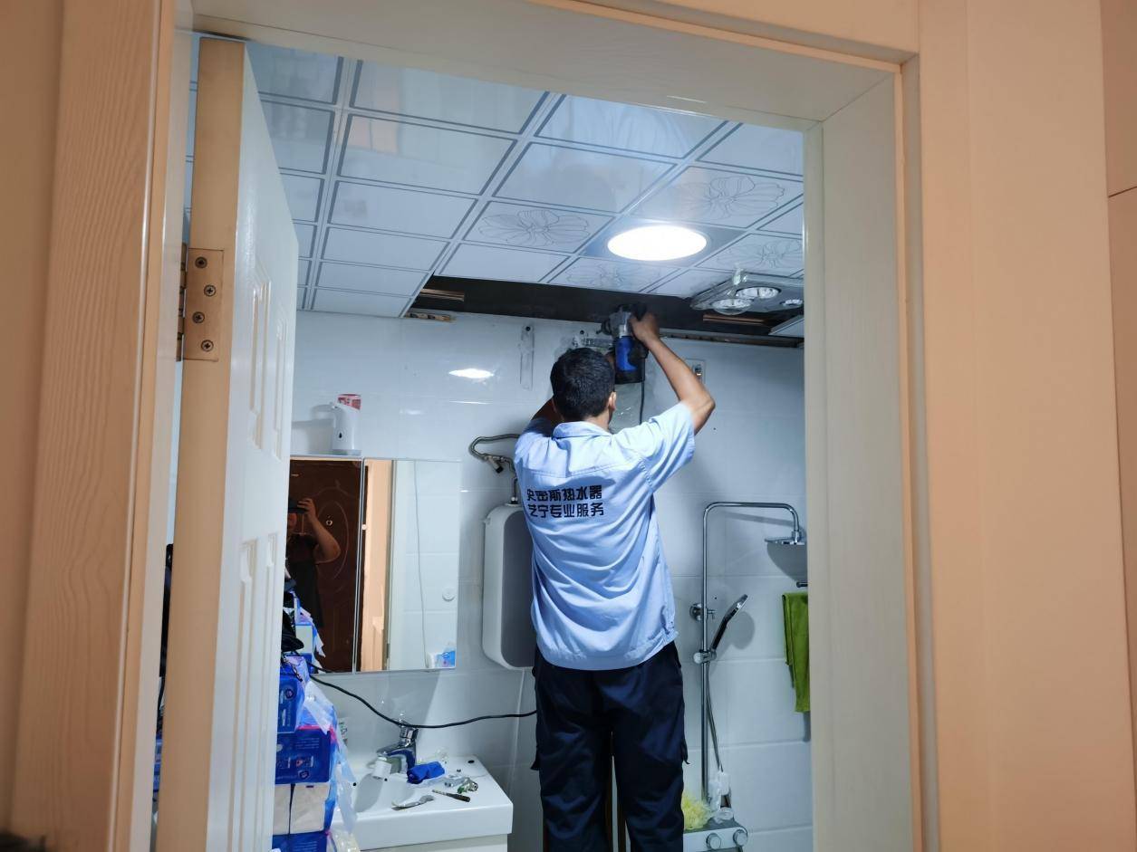 ao史密斯电热水器免更换镁棒清洗,electrolux电热水器没有镁棒