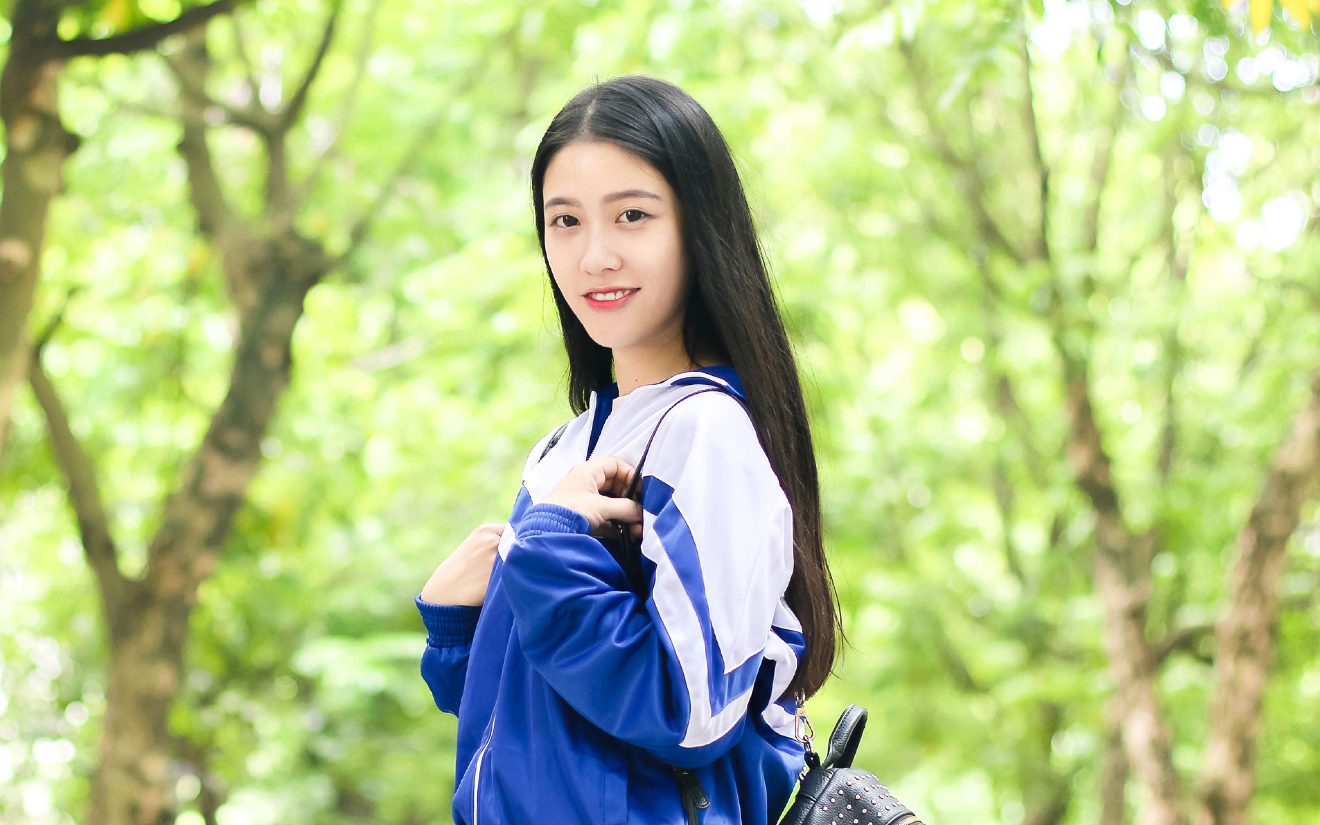 假如校服款式由学生决定,假如可以定制校服