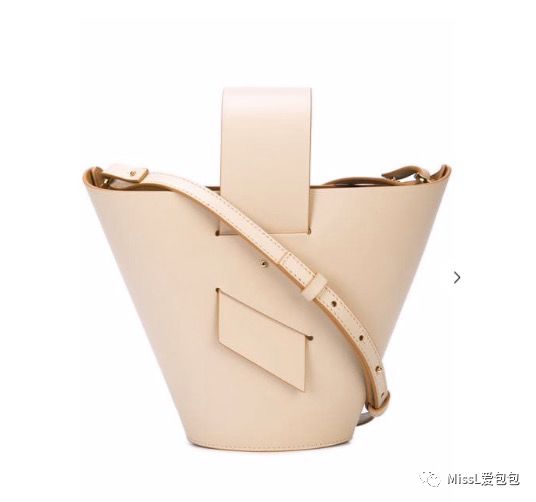 十二星座运势穿搭,十二星座包包和手链和耳环