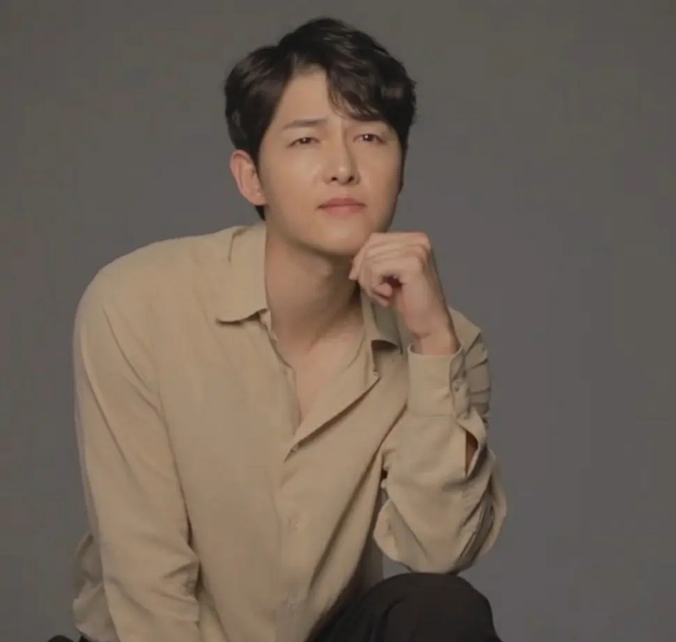 宋仲基外貌变化,宋仲基私下照片