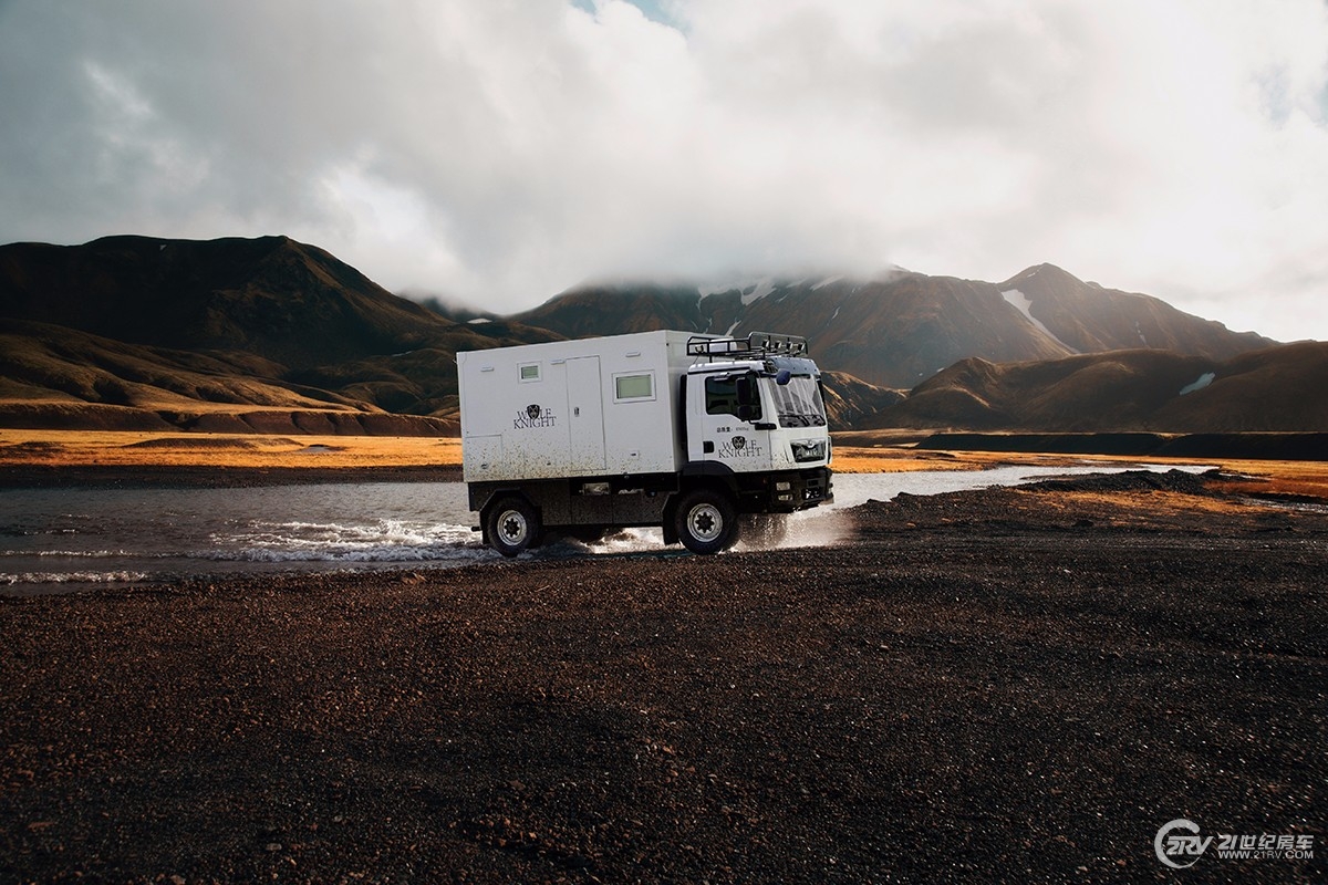 最适合中国的豪华越野概念房车,超硬核房车