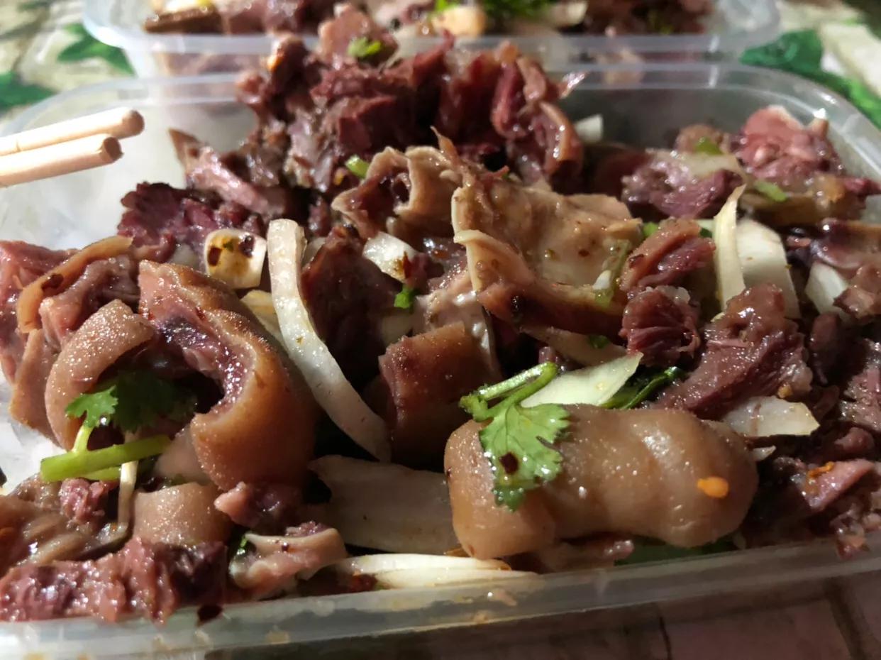 郑州夫妻卖肉夹馍,河南的夫妻卖烧饼