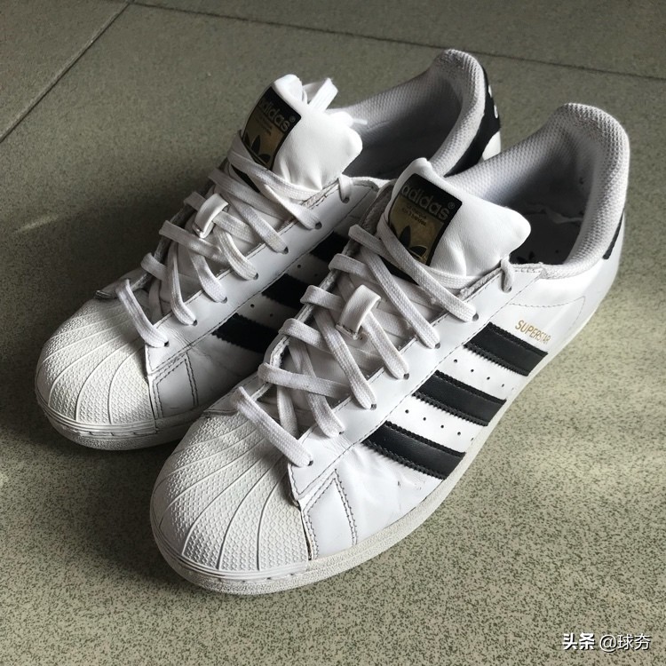 三叶草自粘款推荐,三叶草新款穿搭