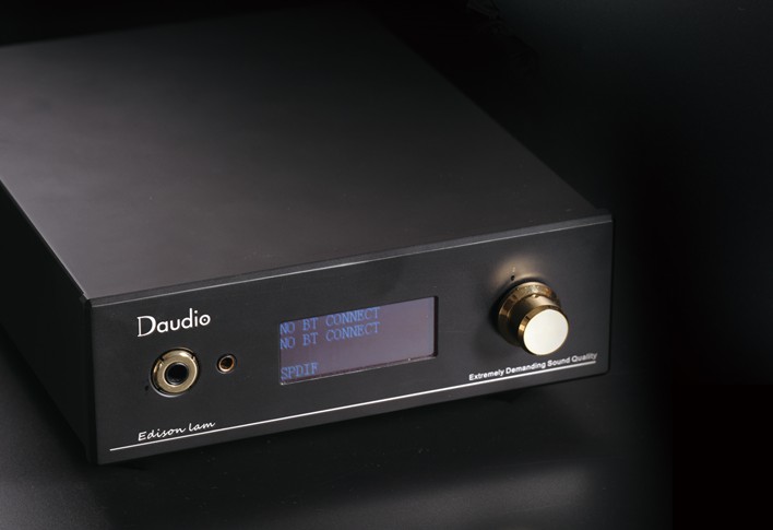 PK五万元CD机，DaudioHD-01无线解码器