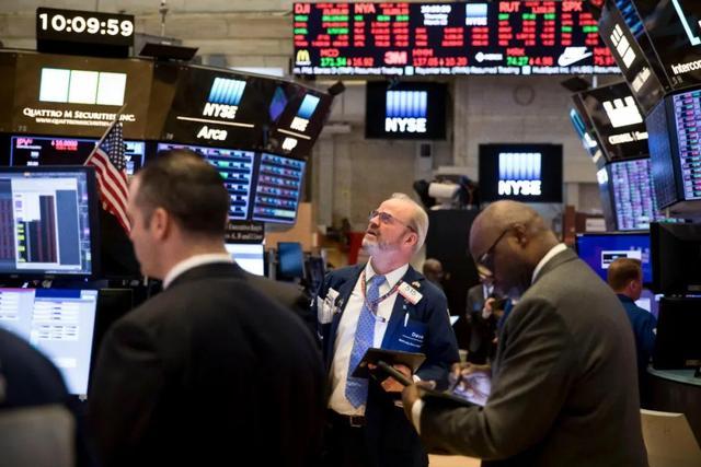 巴菲特在美股熔断买了哪些股票,美股熔断巴菲特持有的股票变化