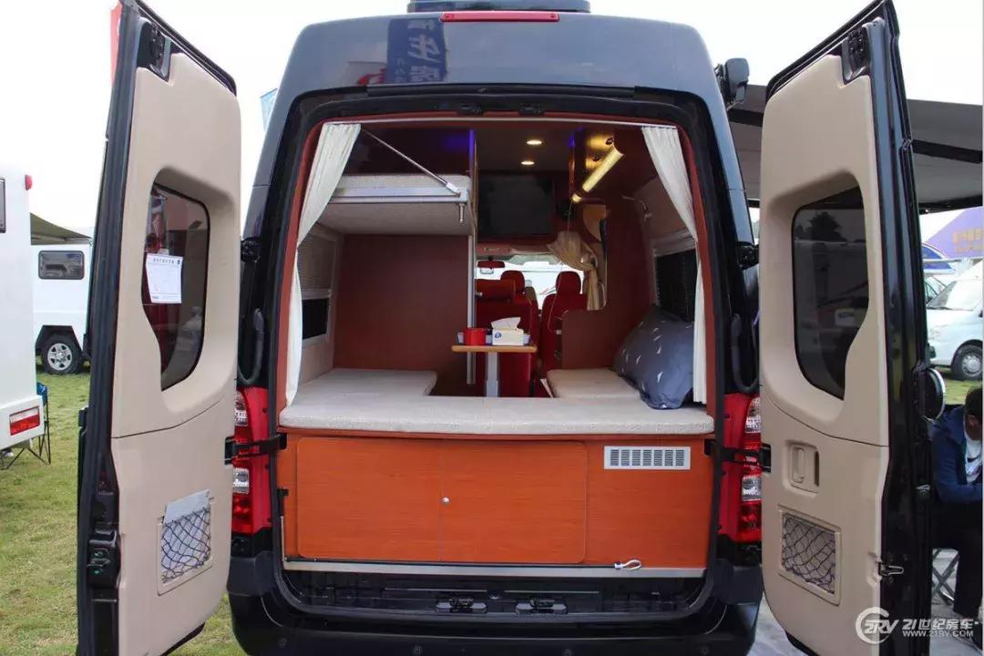 高度2.8米以下4座房车最新款,福田4座房车价格