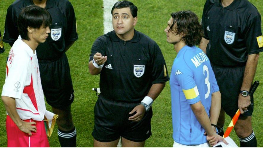 02年世界杯韩国对意大利头破血流,最黑的一届世界杯韩国vs意大利