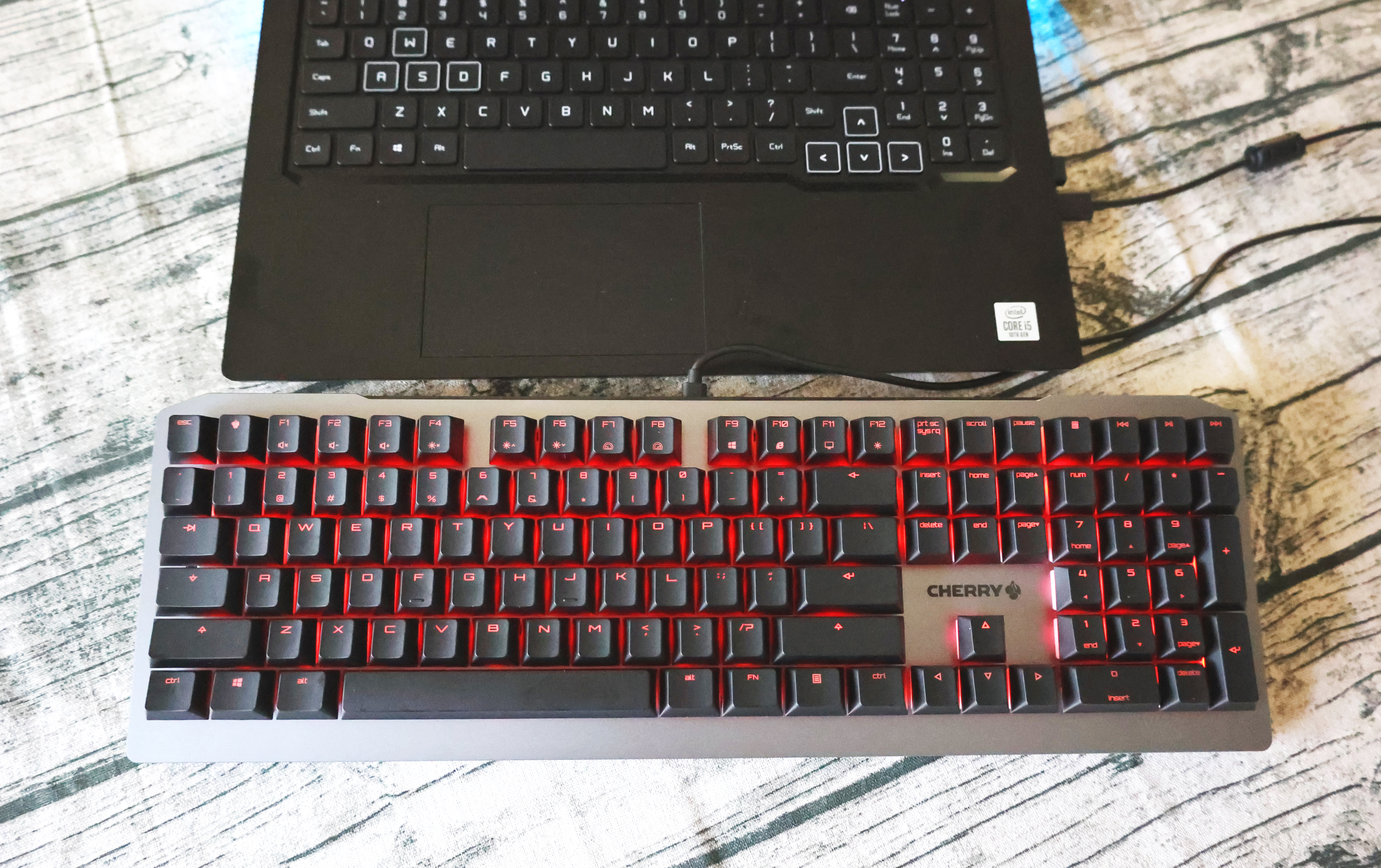 机械键盘cherry樱桃无线,cherry键盘3.0s茶轴测评