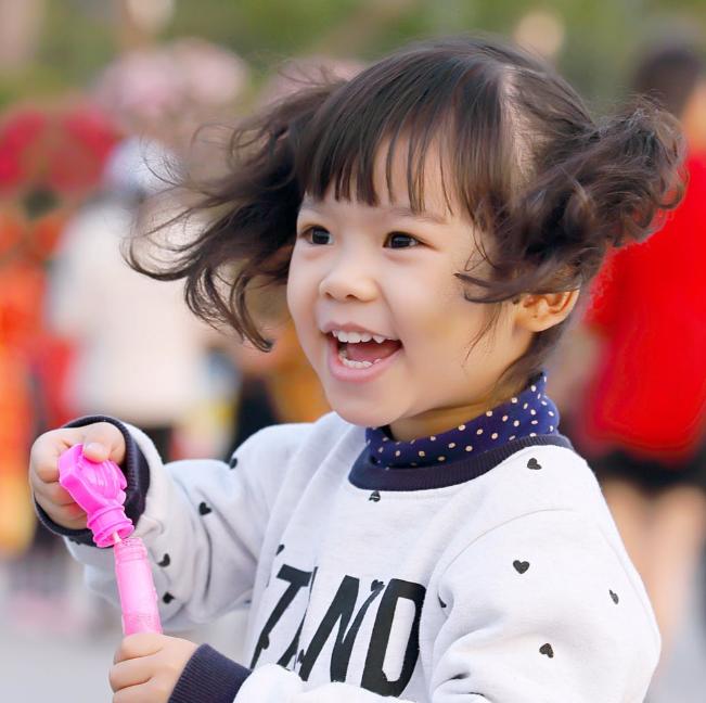 孩子哭闹不听话怎么管教,孩子不听劝怎么办怎么引导