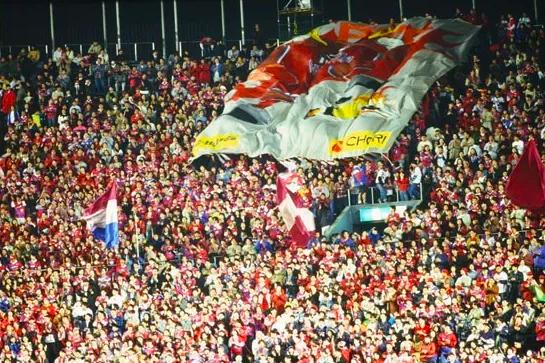 中国足球发展的问题及对策,中国足球亟待解决的问题