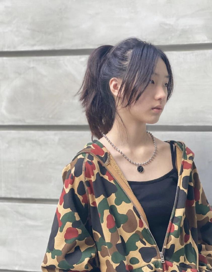 小s女儿买潮服片段,小s女儿穿衣服