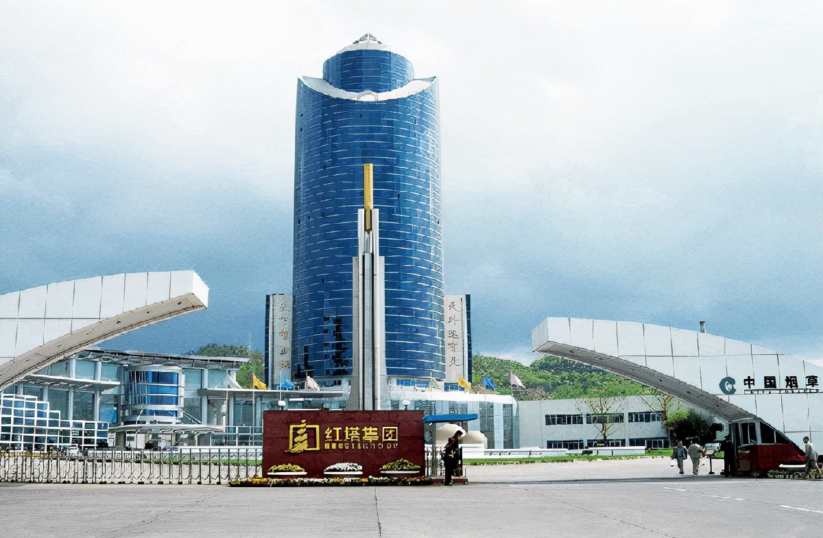 中央确定昆明特大城市,滇东曲靖玉溪红河昭通为省会付出了什么?