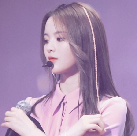 杨超越用卫生纸擦鼻涕,杨超越擦鼻子纸