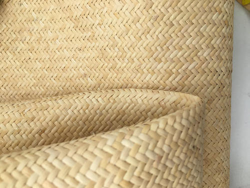 草席冰丝凉席藤席哪个好,夏天别用竹席了试试这款冰丝凉席