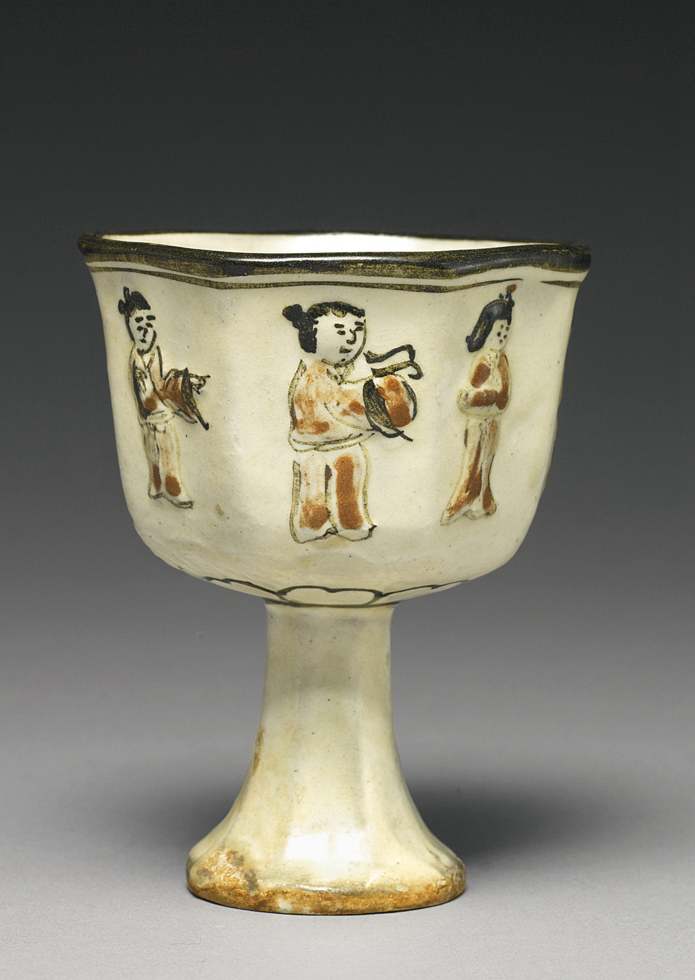 以前古人喝酒都是拿碗喝度数大吗,古人喝酒专用杯