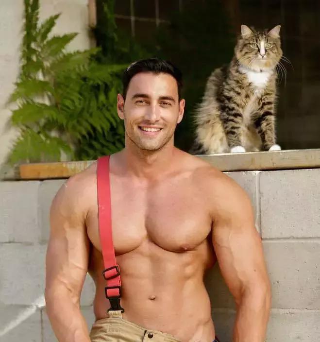 辣到爆的猫片，对不起我要流鼻血了……