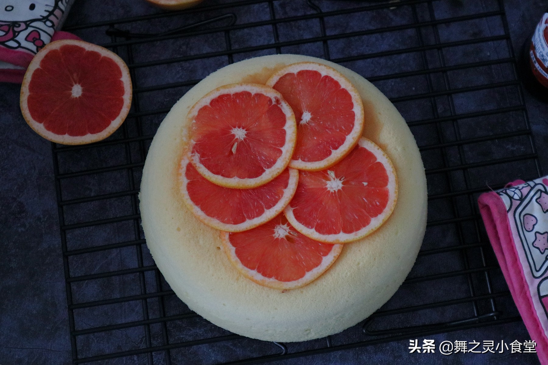 电饭锅做蛋糕只用鸡蛋就能做,酸奶面粉鸡蛋做蛋糕电饭煲版