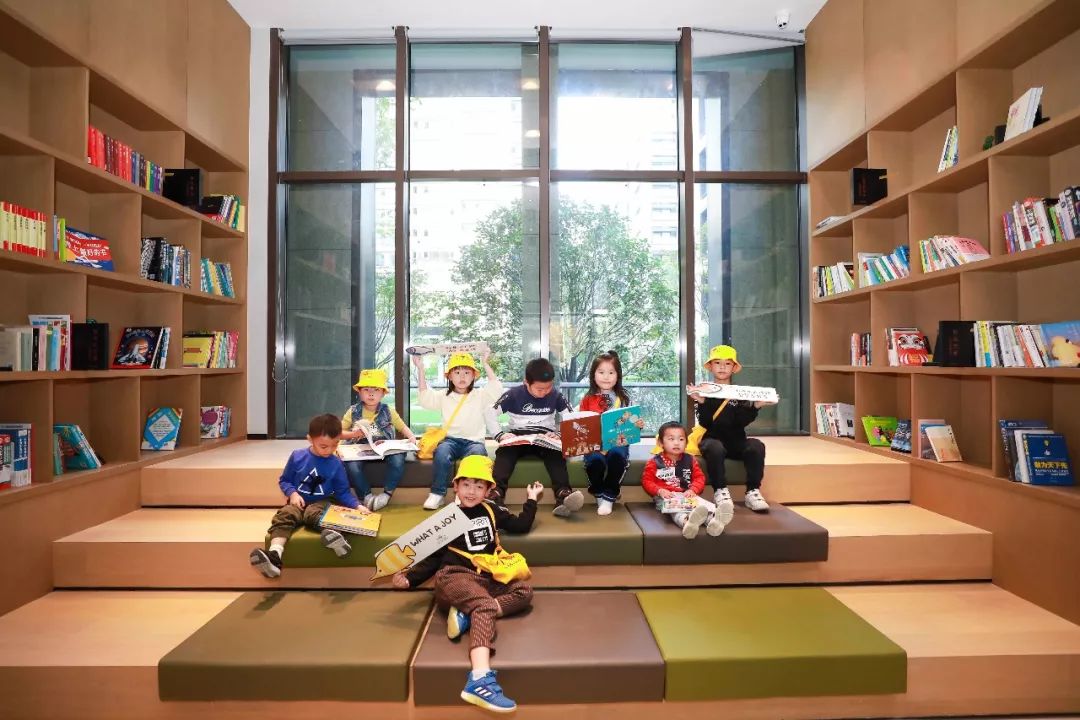 小鱼儿的旅行团|融创金地亲子媒体行，携手启幕城市华章