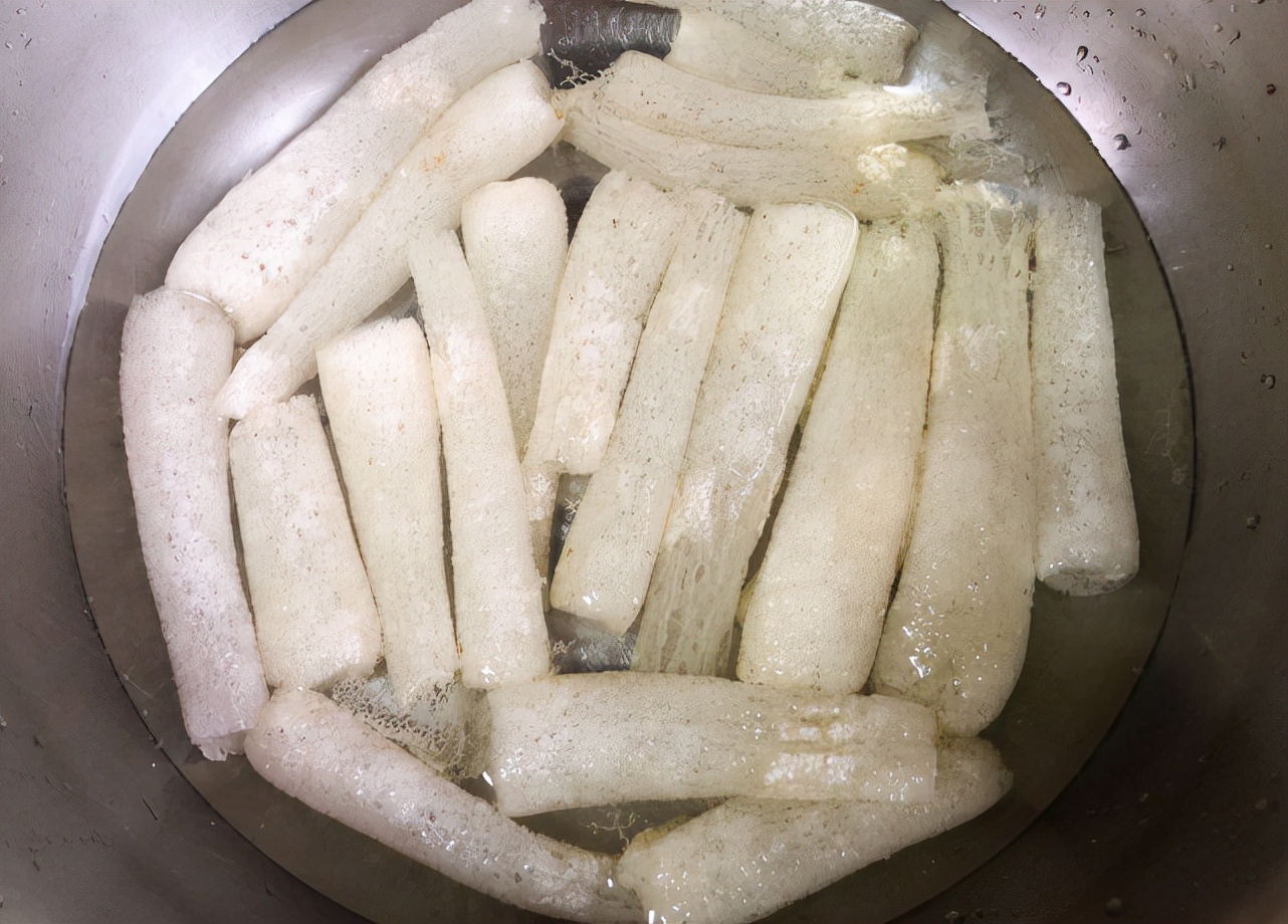 适合天冷喝的汤暖身又营养特好做,冬天多喝这汤鲜美又营养