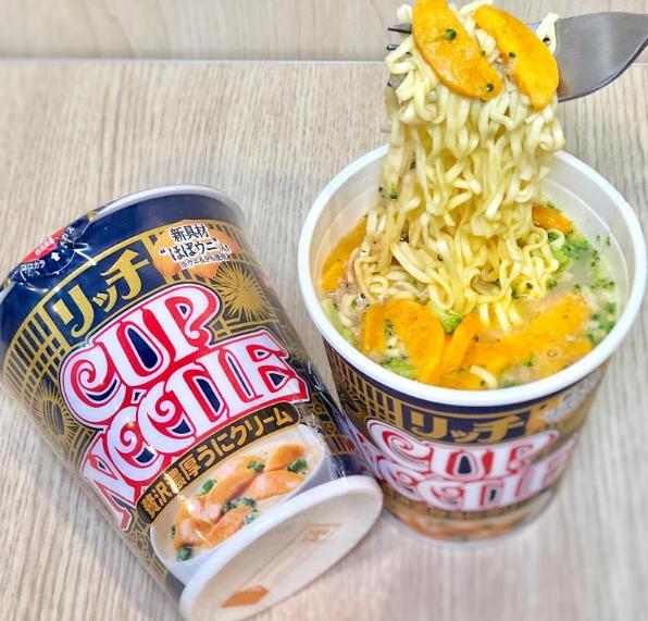 最豪华的泡面加龙虾,超豪华泡面海鲜大餐