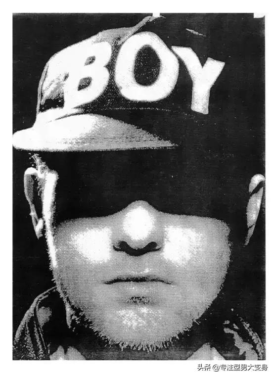 你以为你有双鞋就是潮男吗,你以为一身名牌衣服就是有钱人吗