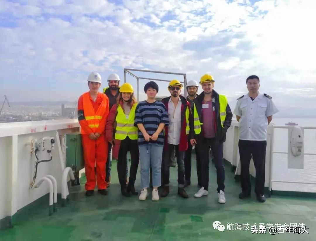 这个小妮不简单,乡下丫头不简单