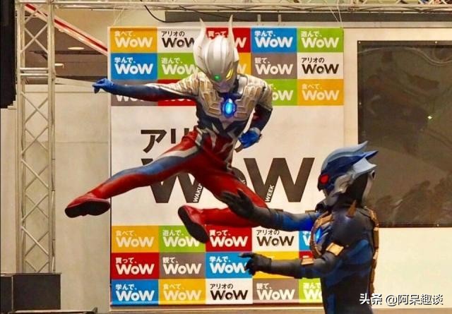 奥特曼舞台剧照片分享，泰迦和赛文都被欺负了啊