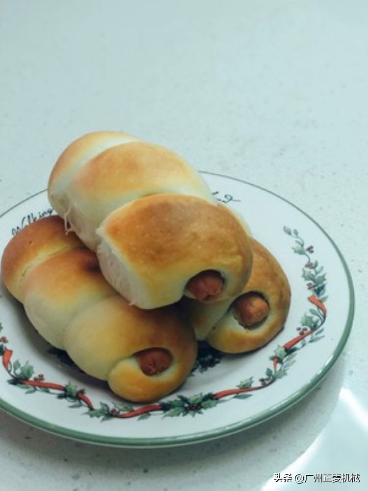 火腿肠面包完整,火腿肠面包