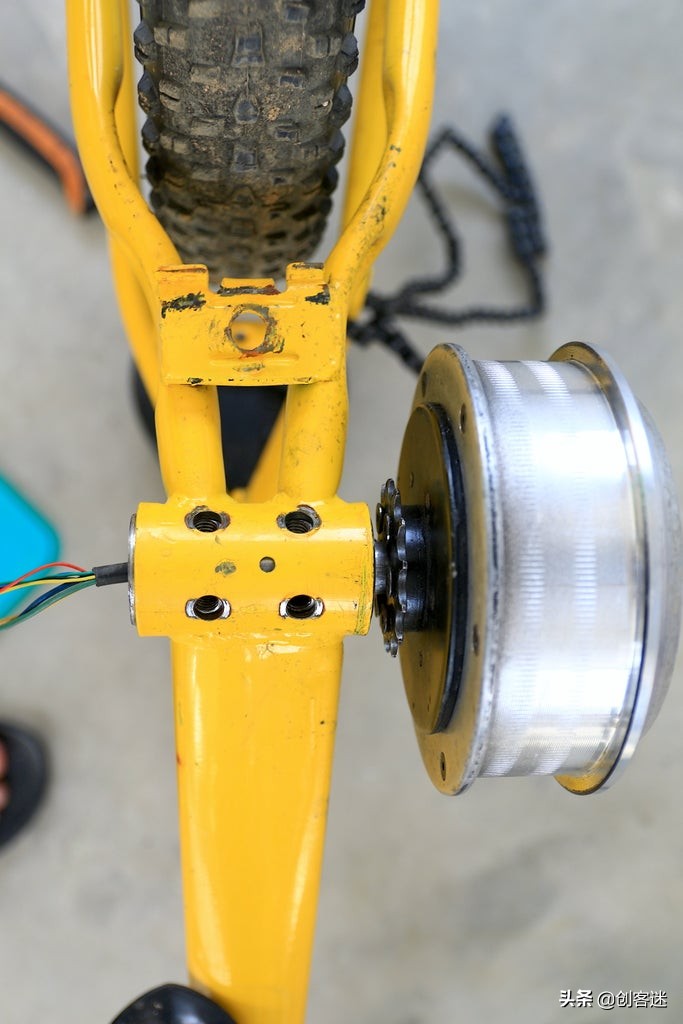 普通自行车能改成平衡车吗,小自行车如何改造平衡车