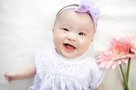 《中国孕婴界有痒现状红皮书》，九成妈妈都读过了，你还没看？