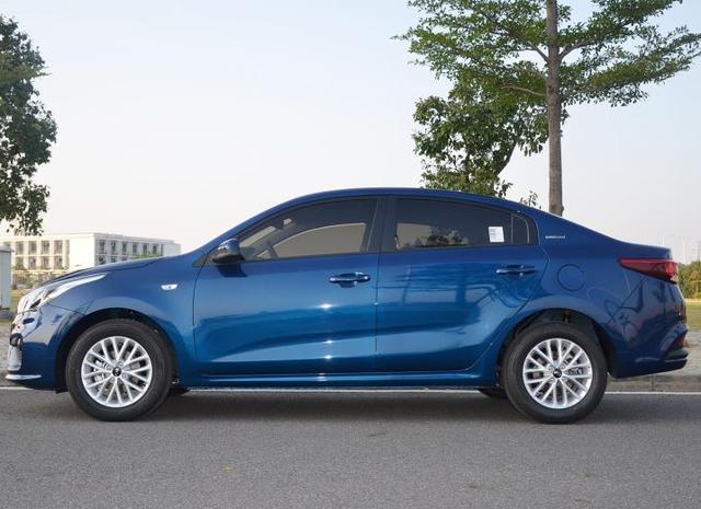 起亚k2咋样能省油,起亚k2跑起来稳吗