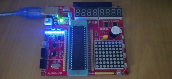 51单片机点亮led屏的程序框图,51单片机用蓝牙控制led灯