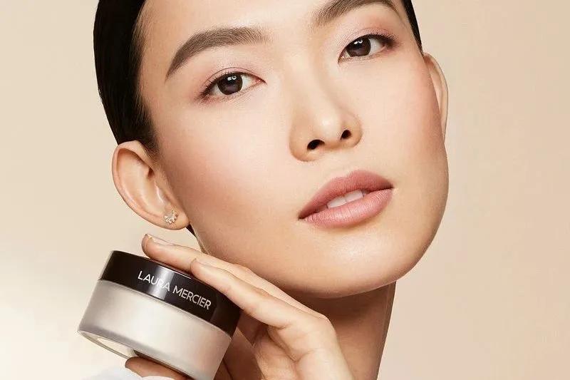 COS换logo引争议；北京SKP回应被投诉卖假货