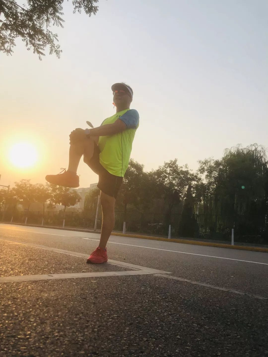 柱子七彩早餐,r2lsd赤道跑鞋支撑性如何