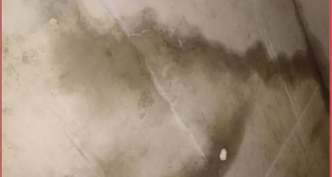 下水管与楼下楼板连接处渗水,混凝土楼板渗水原因