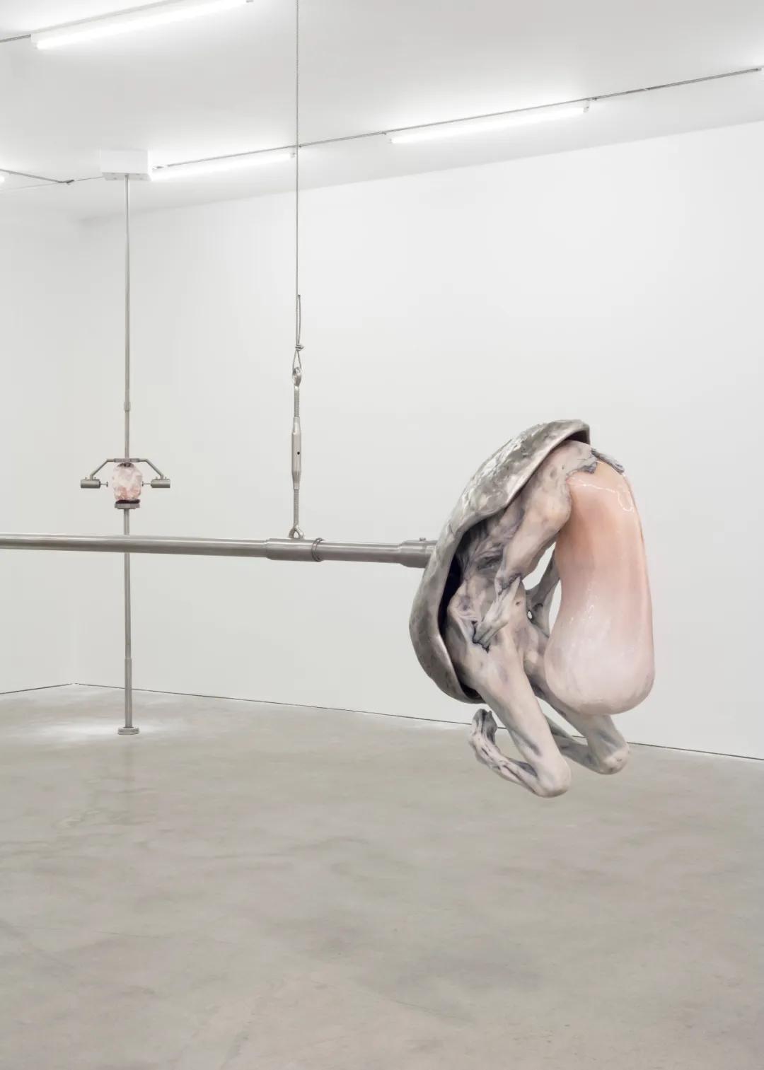 伊万娜,伊万娜吉他