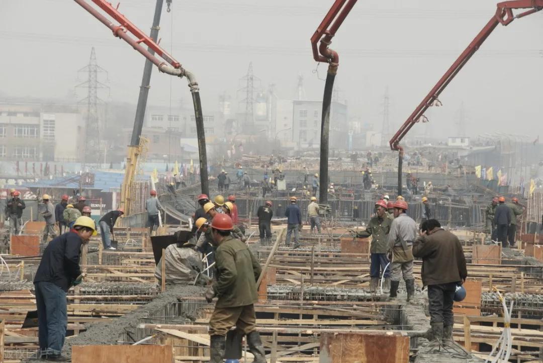 调整混凝土外加剂的允许范围,怎样调整混凝土配合比