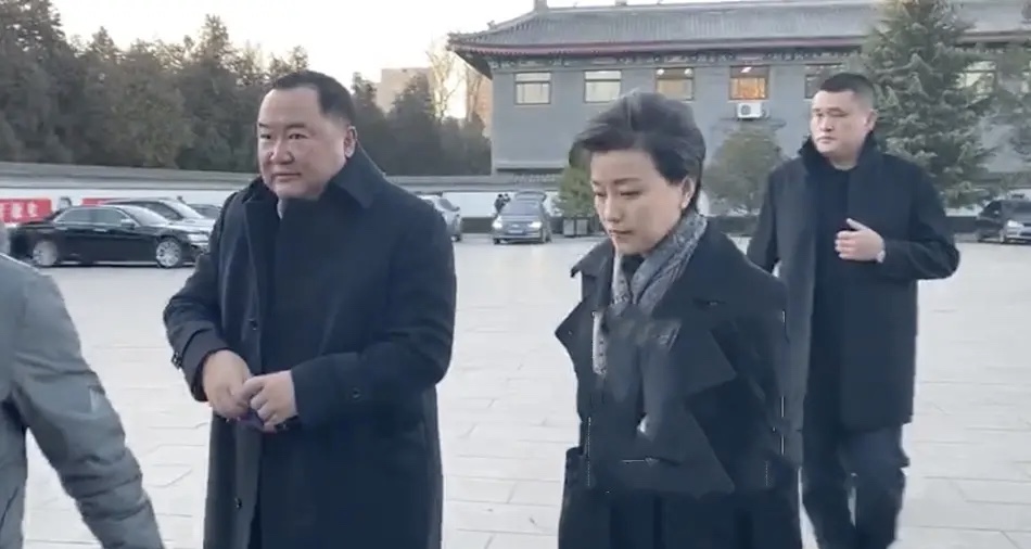 赵忠祥告别倪萍,赵忠祥告别仪式白岩松