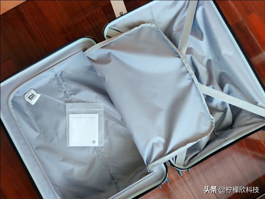 小米旅行箱20寸和24寸,口碑最好的拉杆箱小米拉杆旅行箱