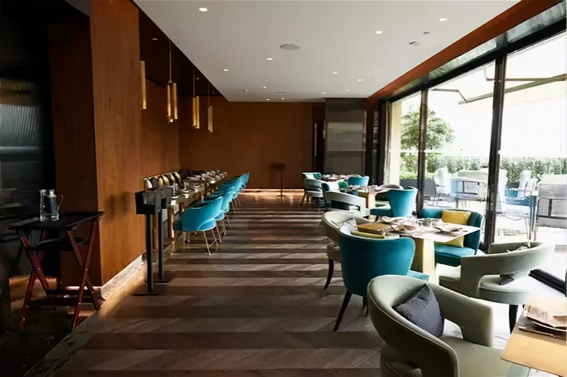 大牌下凡,LV开始卖咖啡了!P.S.日本最大LV旗舰店美翻了