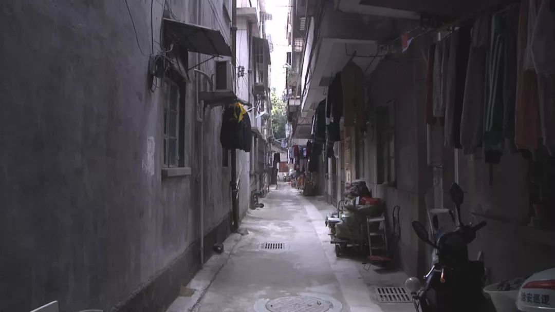 广东梅雨季节和回南天是一样的吗,广东5月份天气属于雨季吗