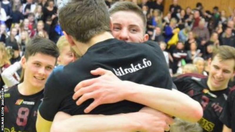 希尔玛·莱昂雅各布森如何在几个月内从手球明星发展成为国际前锋