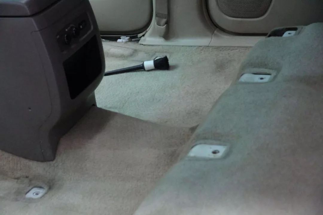 老车翻新：15年后的邂逅，普拉多LC120旧车换新颜，满血复活。