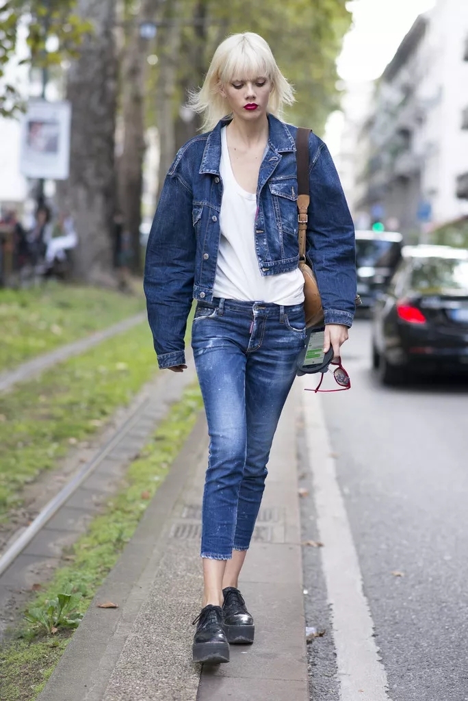 现在流行女士穿什么小白鞋,小白鞋过时了今年流行平底鞋