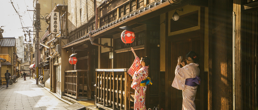 日本人有多排外？在日本的中国人，是怎么赚钱的？