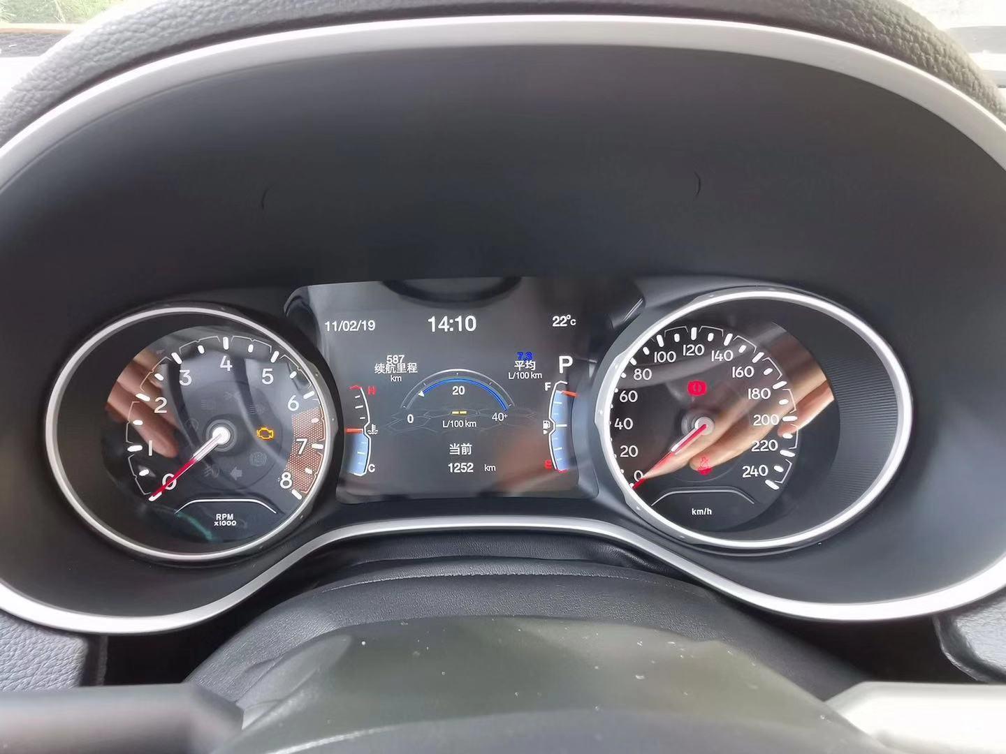 2016年jeep指南者2.4四驱油耗,指南者的驾驶感受