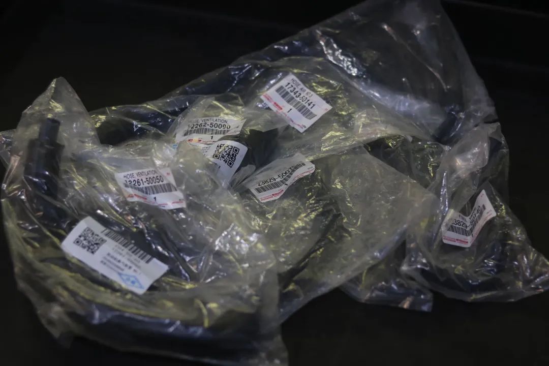 怪兽修车:翻新一辆2005年凌志LS430,当年百万经典车,满血复活