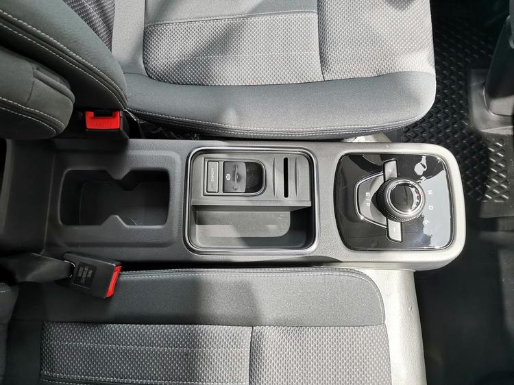 上汽跃进h300自动挡双排轻卡价格,跃进h300自动挡轻卡可靠性怎么样