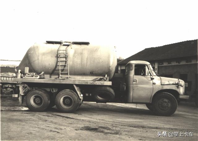 50年代汽车老照片图片,水泥罐车老影像
